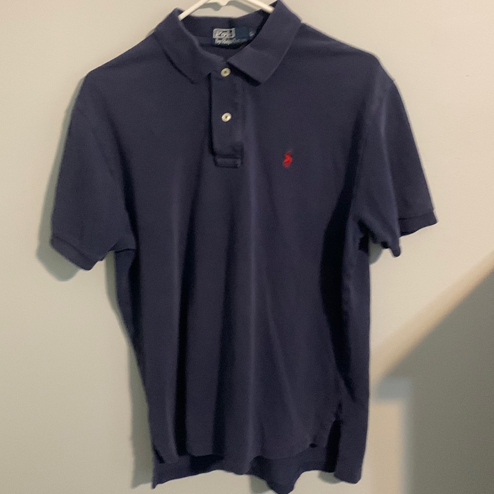 Polo Lg/ lightly worn and great condition